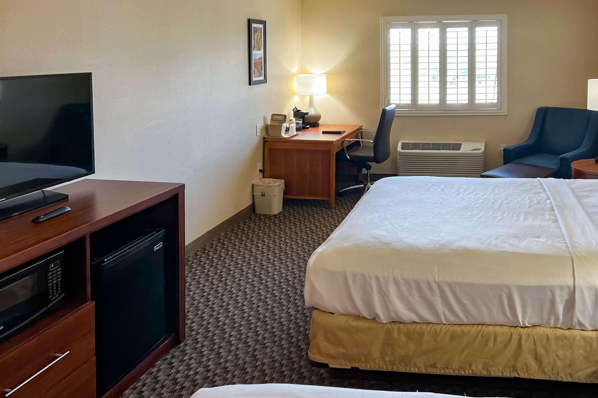 Comfort Inn And Suites Thatcher Buitenkant foto